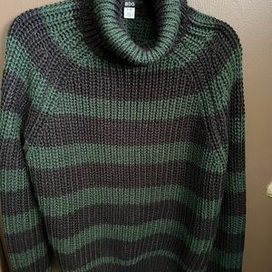 UO Turtleneck Sweater